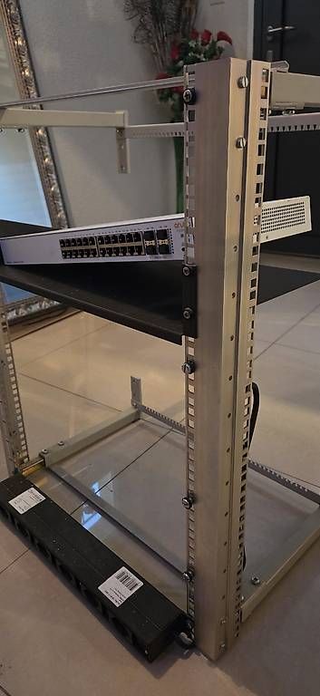 Étagères: Switchtyp+Regal – D'occasion à Kriens par ssu_6dqr 1