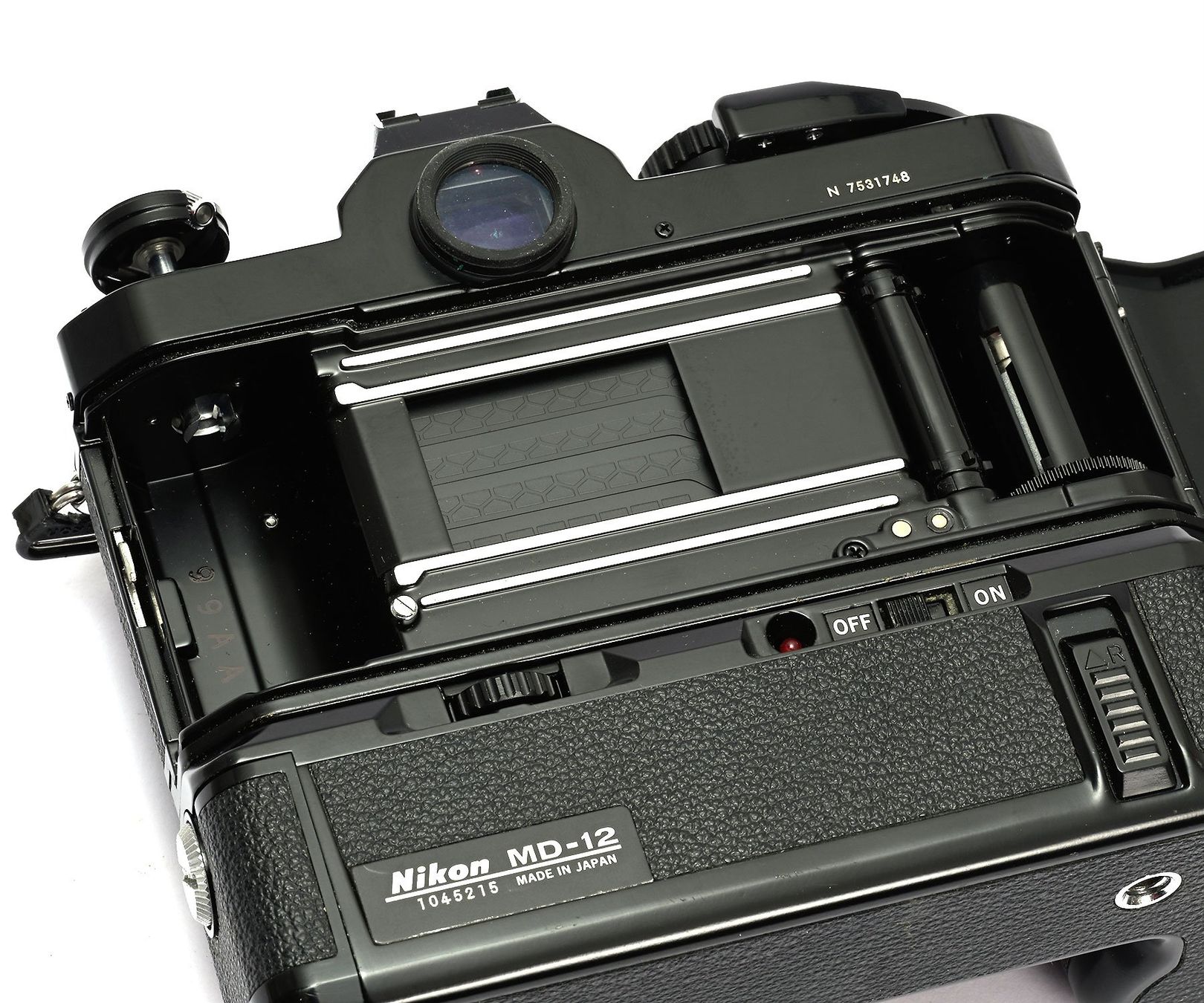 Nikon Kamera: NIKON FM2 + Motor MD-12 – Gebraucht aus Bubendorf von zimmers_creativteam 4