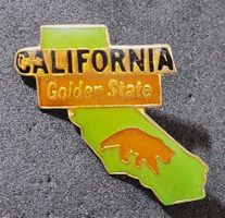 V172 - Pin USA Amerika California Golden State Bär