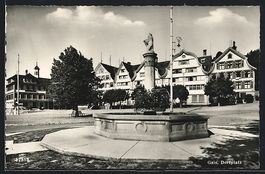AK Gais, Dorfplatz mit Brunnen