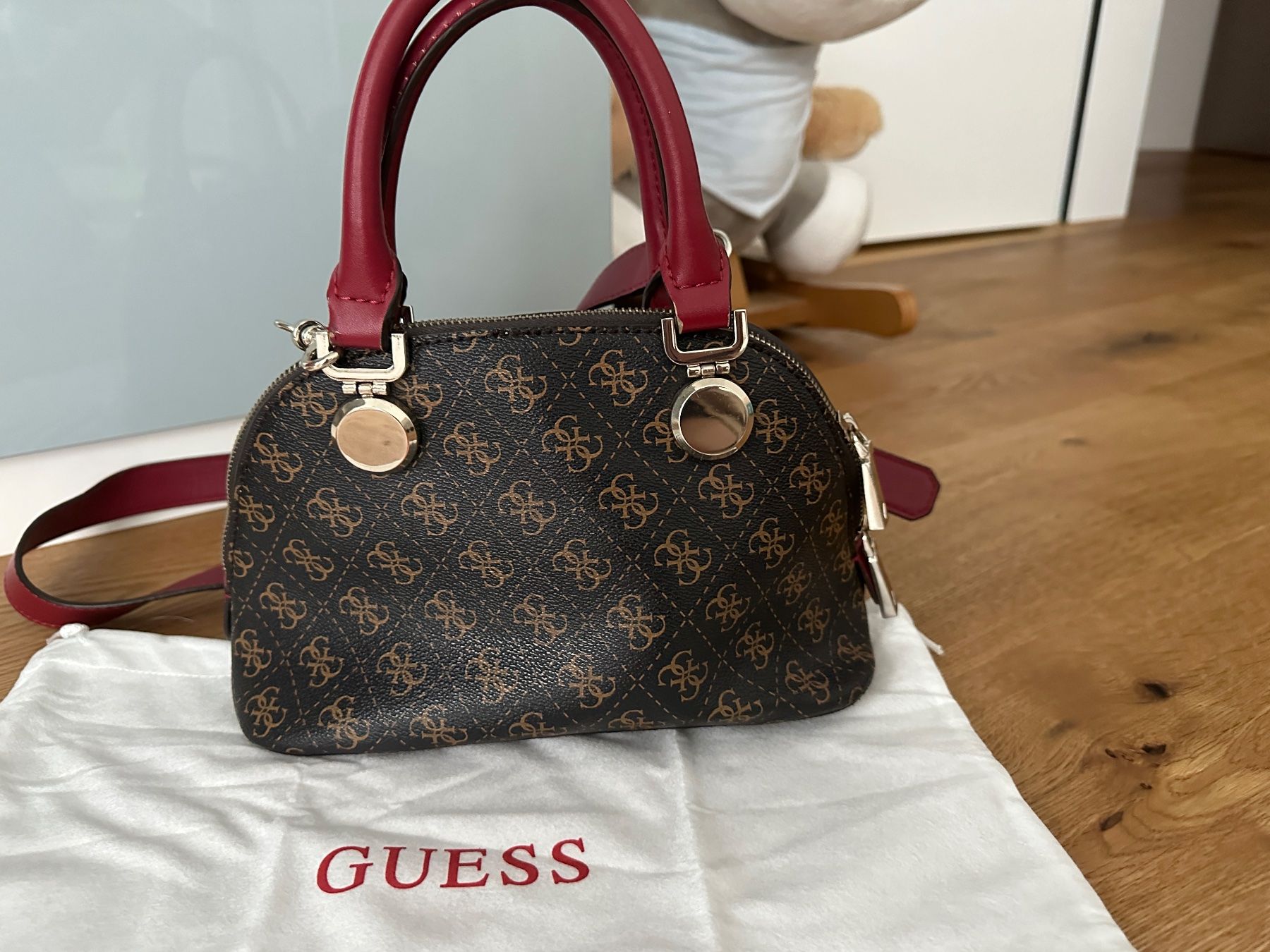 Guess Borse da donna: Guess Tasche – Usato da Perlen venduto da H.Spa 1
