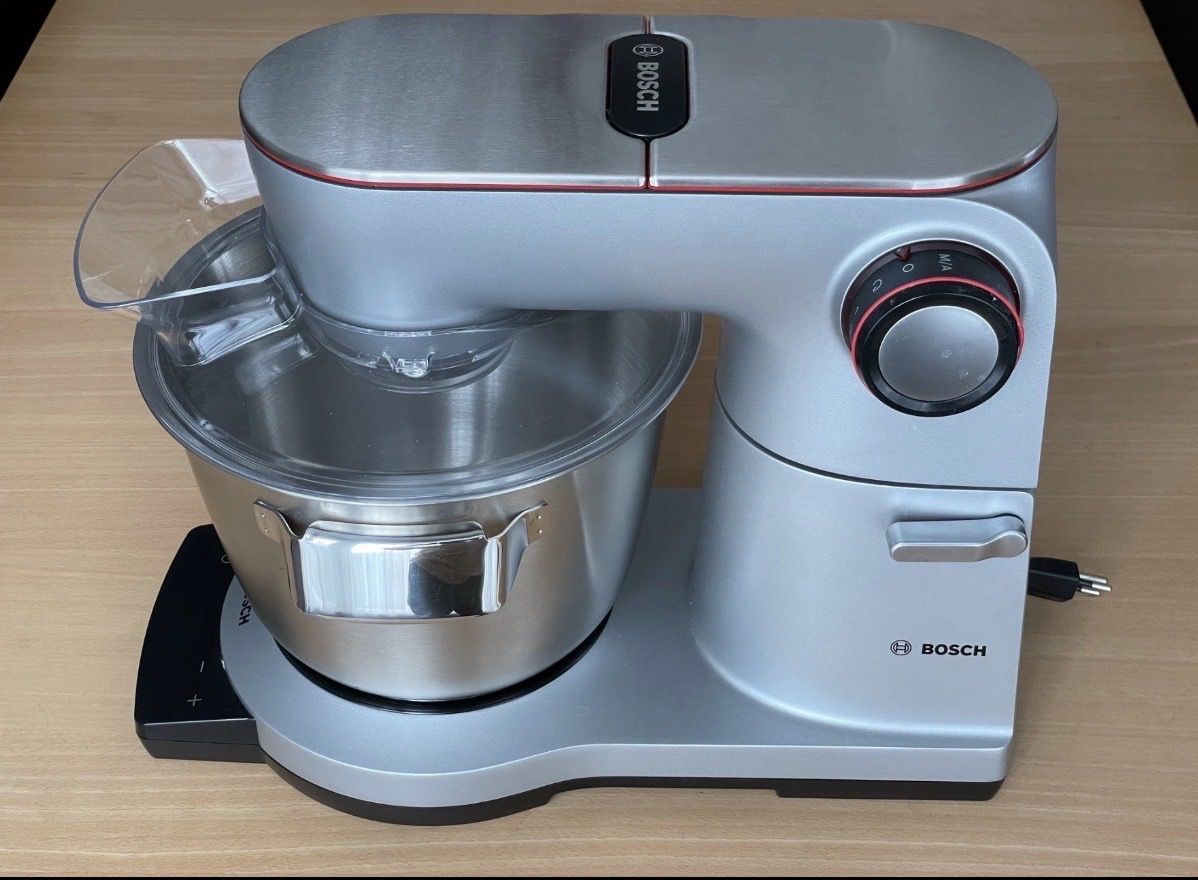 Elettrodomestici da cucina: Küchenmaschine Bosch OptiMUM 1500Watt – Usato da Studen BE venduto da FLURIBOY1