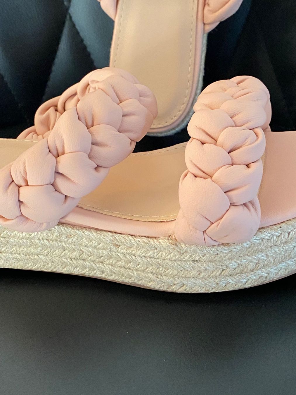 Damenschuhe: Pinke Sandale mit Platform - neu! – Neu und originalverpackt aus Zürich von DeeJayJay 1