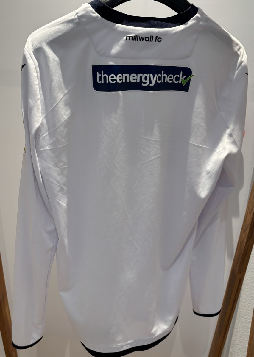 Canottiere & Pantaloni: Millwall FC Jersey size S  – Nuovo (secondo la descrizione) da Zürich venduto da william933 1