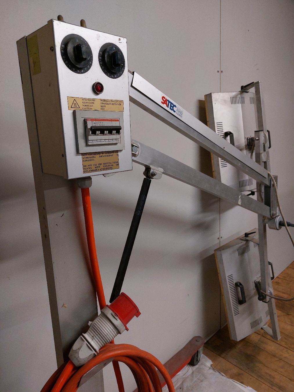 Tutti gli attrezzi: Infrarot Lacktrockner 380V – Usato da Willisau venduto da Pzm81 5