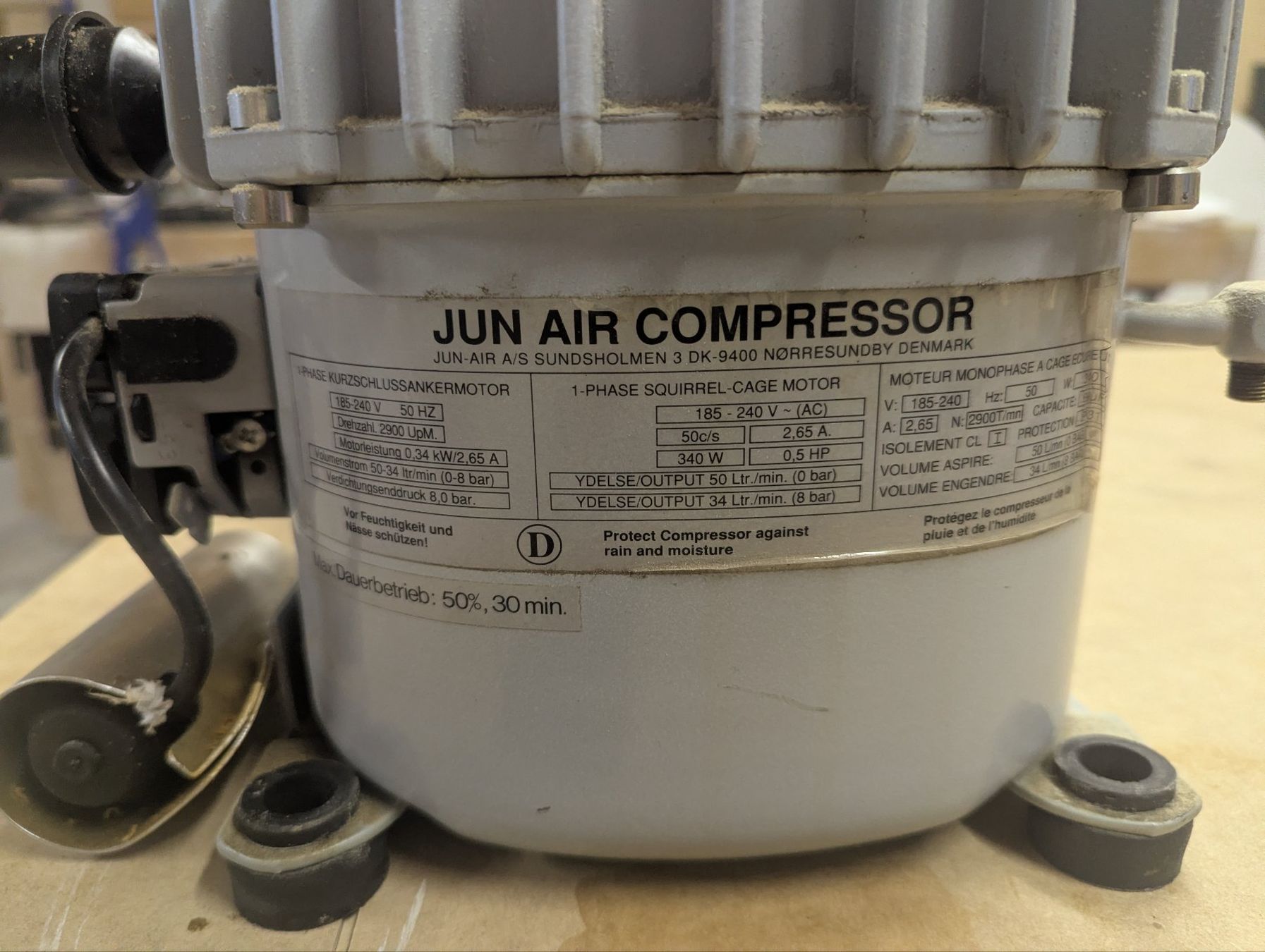 Jun-Air Compressori: Jun Air Kompressor Motoren – Usato da Biel/Bienne venduto da SaintSilvy 2
