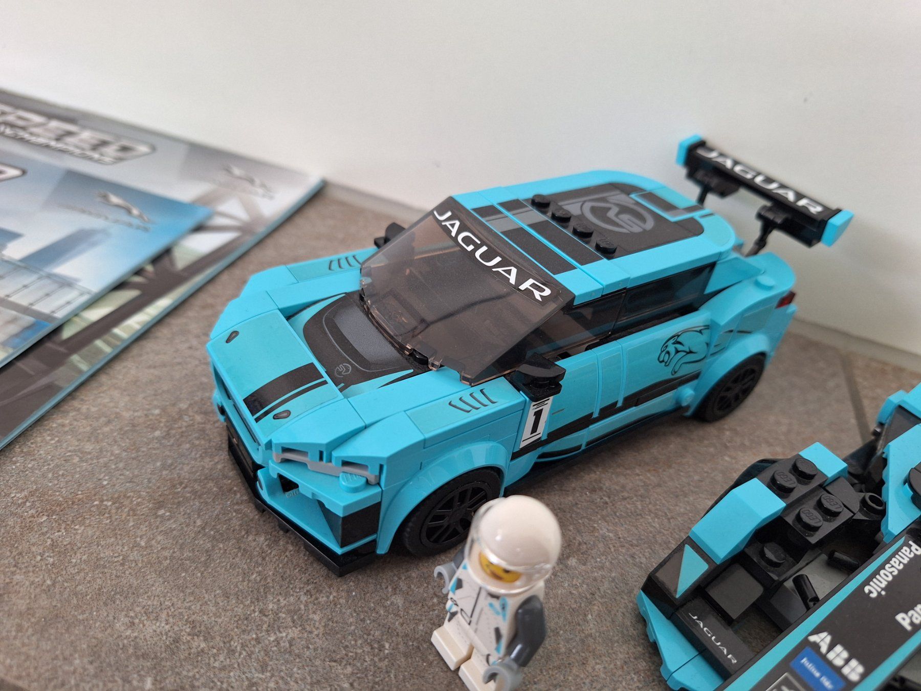 Lego Baukästen: LEGO Formula E Panasonic Jaguar Racing, Set 76898 – Gebraucht aus Einsiedeln von  3