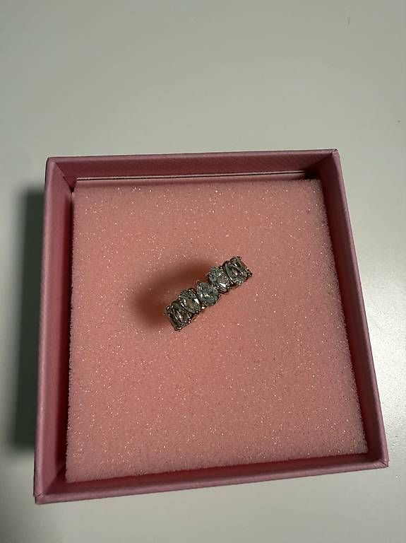 Altri gioielli: Swarovski Ring gr. 52 – Usato da Pfäffikon ZH venduto da cer_8rd7
