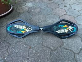 *Waveboard / Ripstik Skateboard – Schwarz mit Motiv – 75 cm*