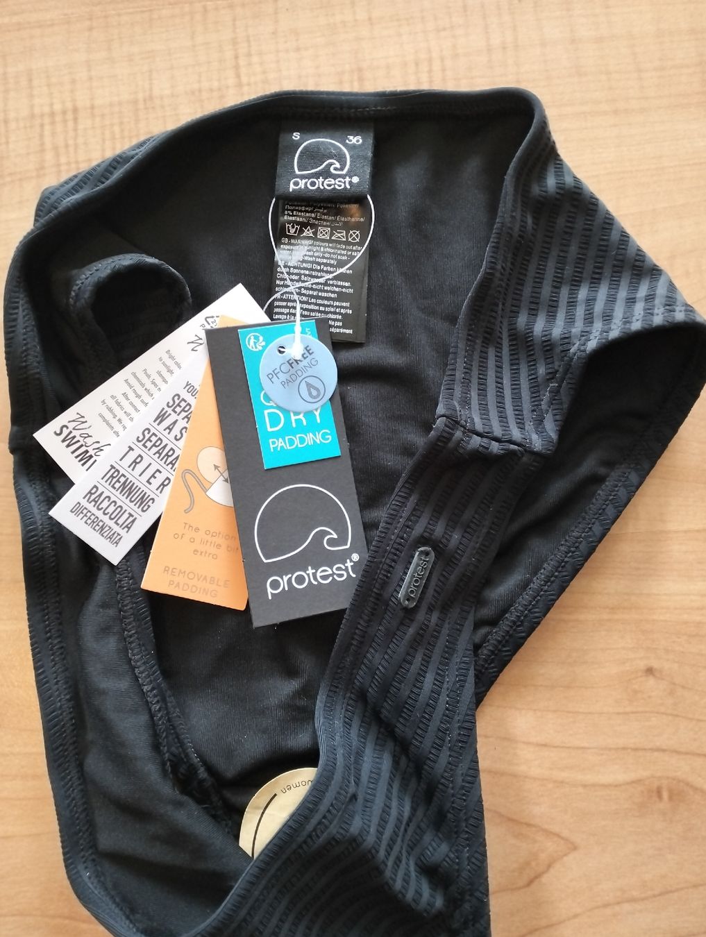 Protest Costumi da bagno & Bikini: binini hose von protest, s, neu – Nuovo e nell'imballaggio originale da Wilen (Sarnen) venduto da anbuu 1