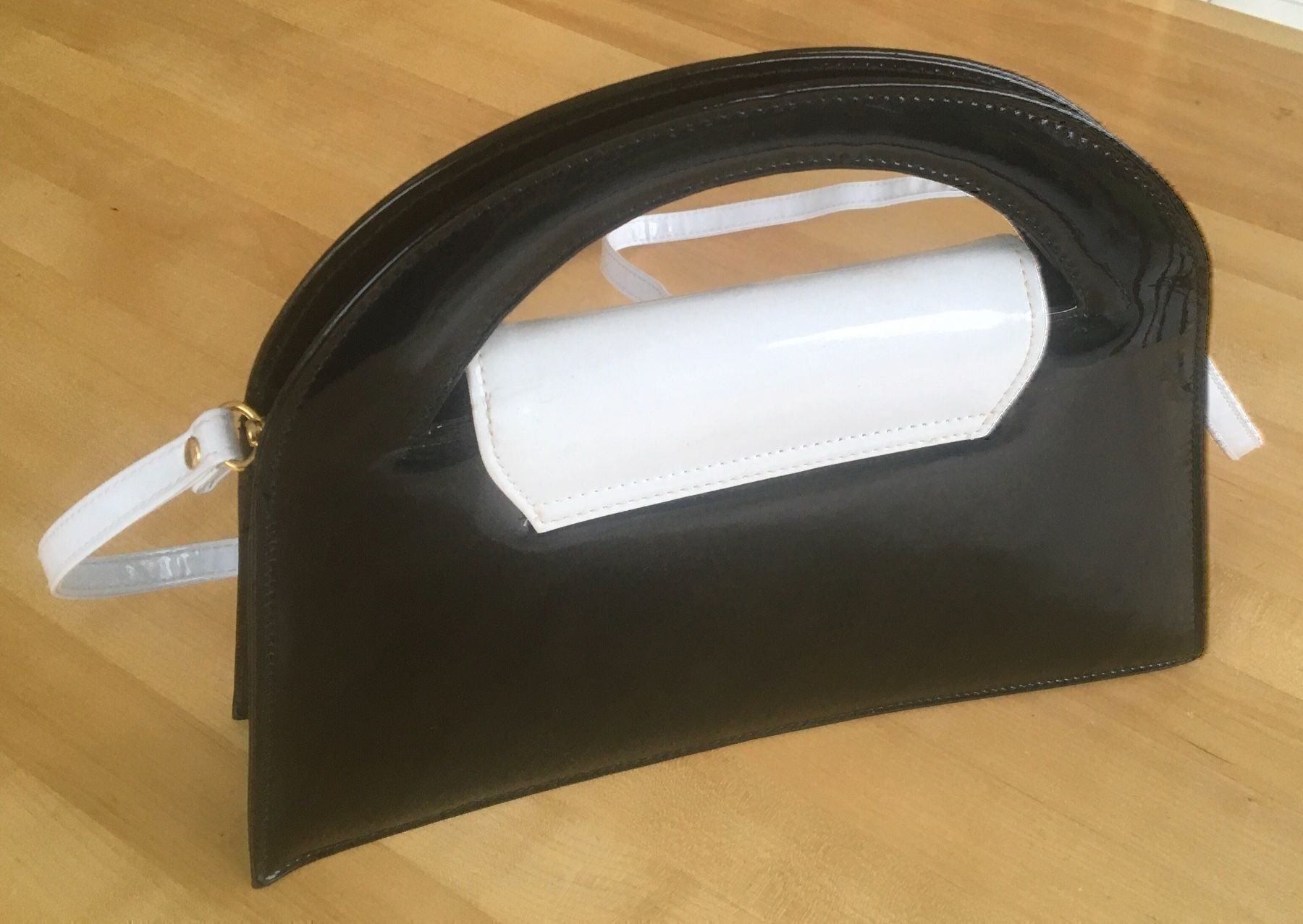 Borse da donna: Handtasche Vintage – Usato da Zürich venduto da mirjamgg 1