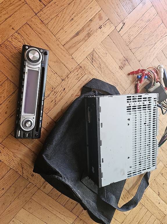 Radio: Auto-radio Bluetooth-rds-usb – Usato da Lausanne venduto da djymbo 2