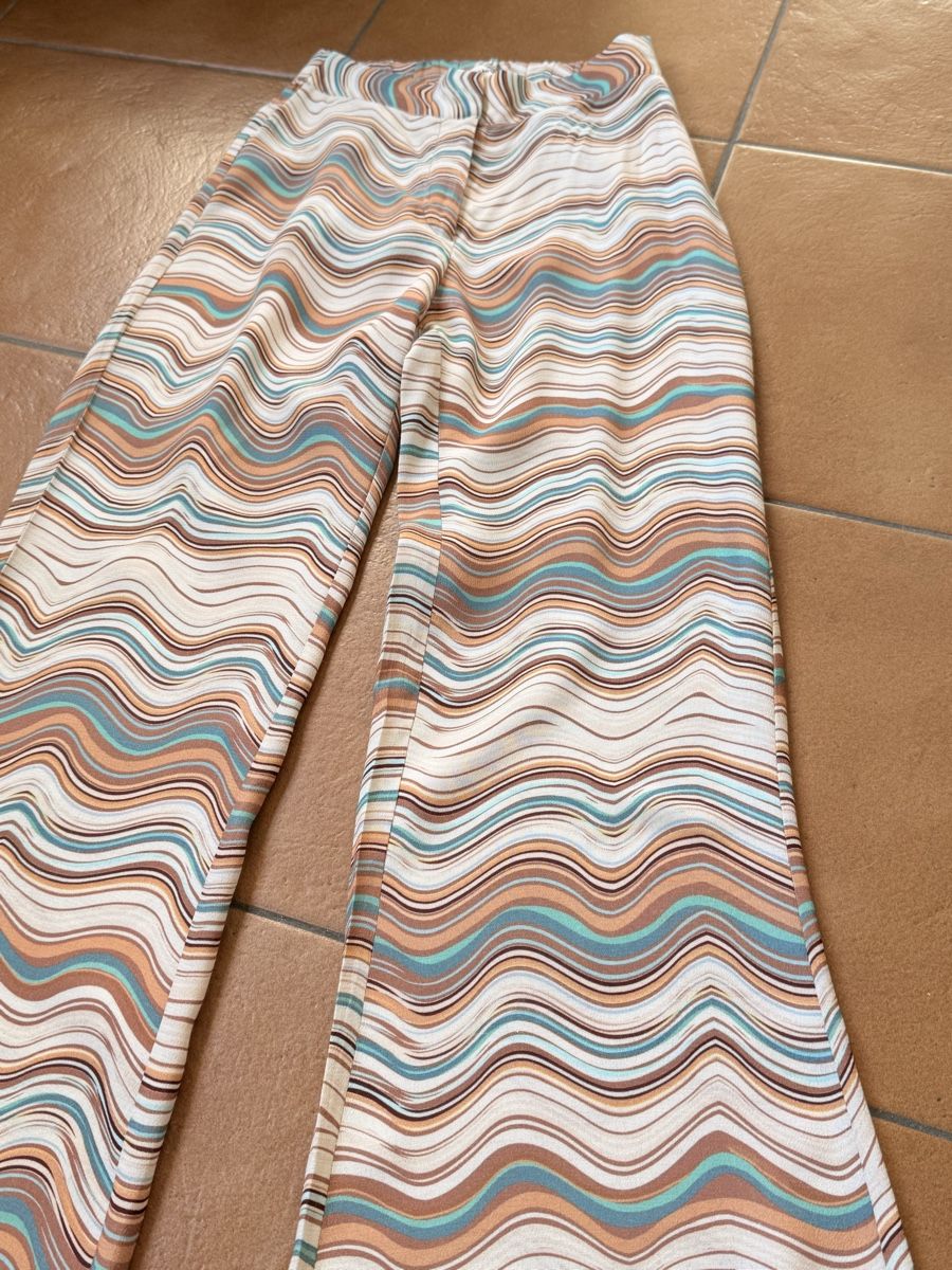 Pull&Bear Pantaloni: Pantaloni a zampa Pull&Bear – Nuovo (secondo la descrizione) da Bellinzona venduto da bul_mvy5 4