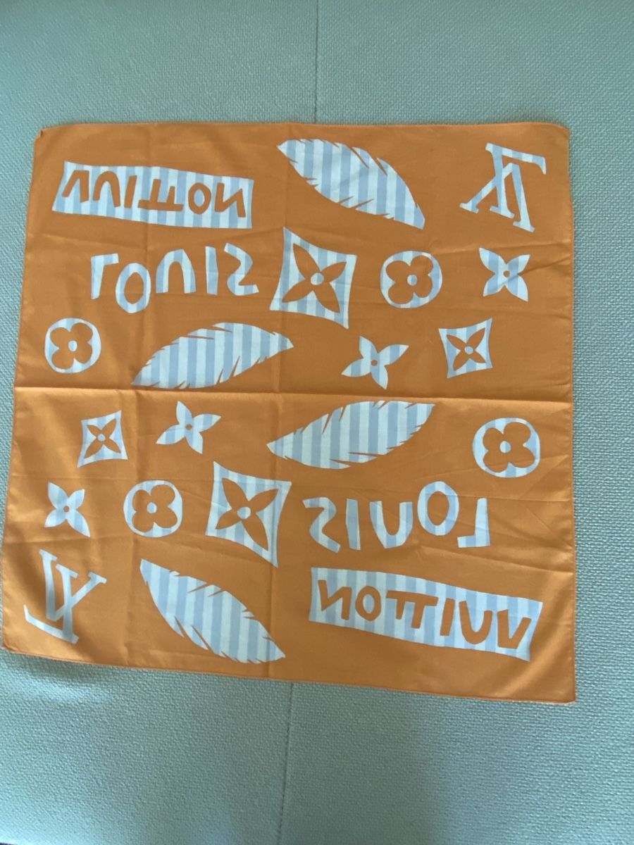 Louis Vuitton Foulard & Sciarpe: Original Louis Vuitton Tuch – Nuovo (secondo la descrizione) da Kaiseraugst venduto da RJ03