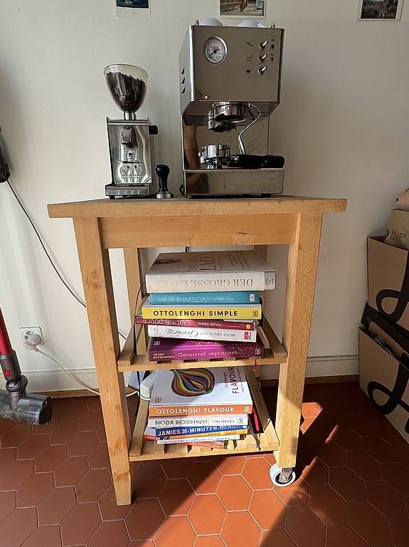Ikea Cucine complete: Servierwaagen – Usato da Basel venduto da MichaelHeide 1