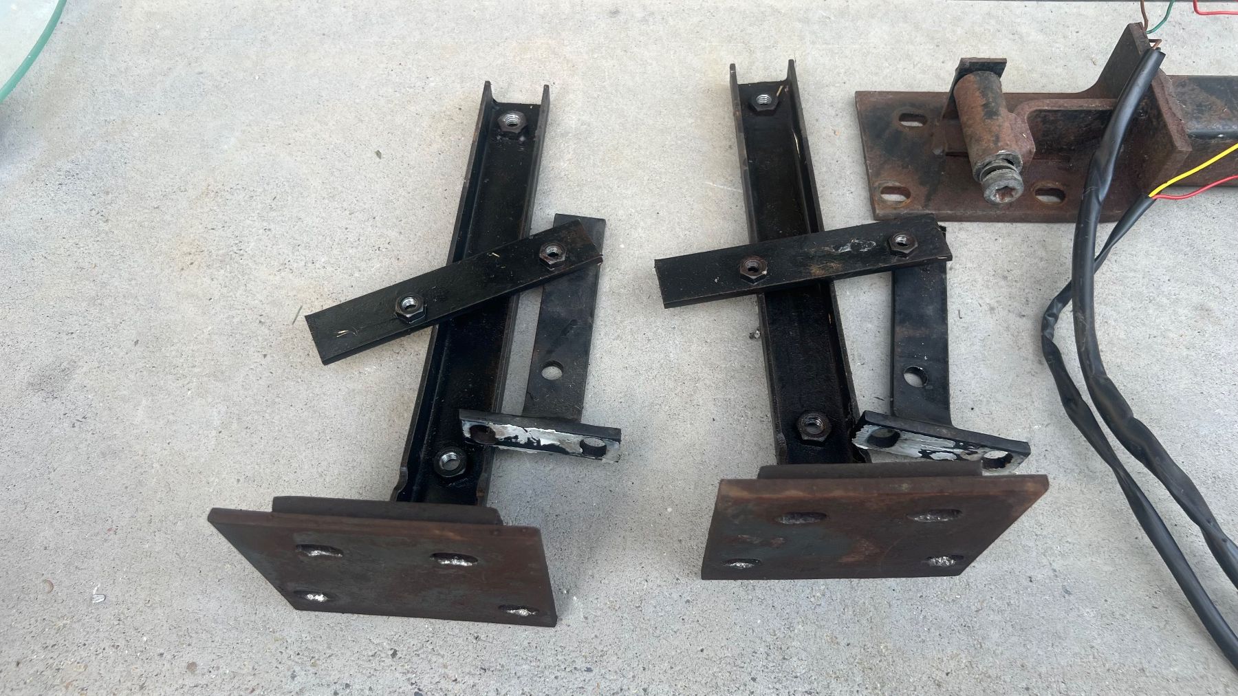 Ganci per rimorchio: BMW E30 Anhängerkupplung – Usato da Schöfflisdorf venduto da jonas_nora 1