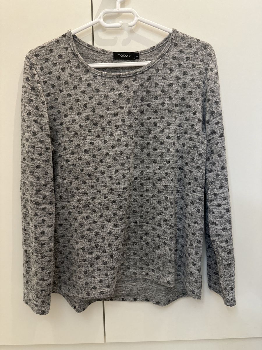 Maglioni & Felpe: Grauer Pullover mit Herzen, Gr. L – Usato da Buus venduto da 2019dp 1