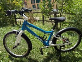 Kinderfahrrad Woom 4 blau mit Gangschaltung guter Zustand