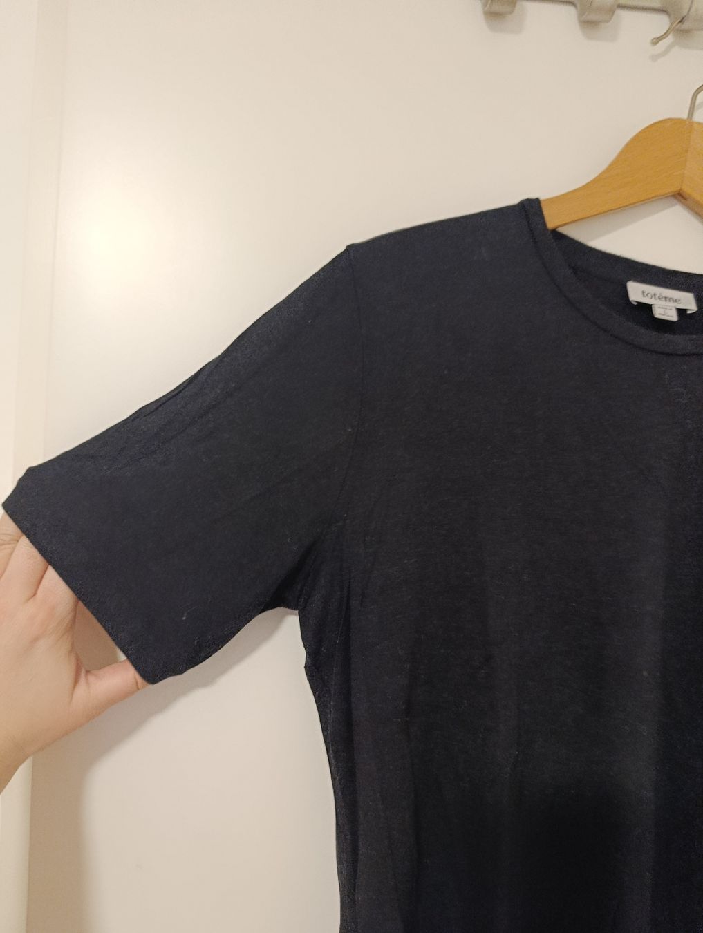 Totême T-shirt: Toteme Tshirt – Usato da Meilen venduto da SME_Aoi 3