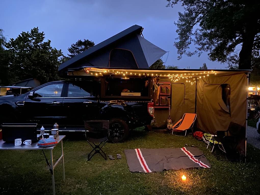 Veicoli da campeggio: Cellule Alucab canopy camper  – Usato da Genève venduto da oli_l7bc