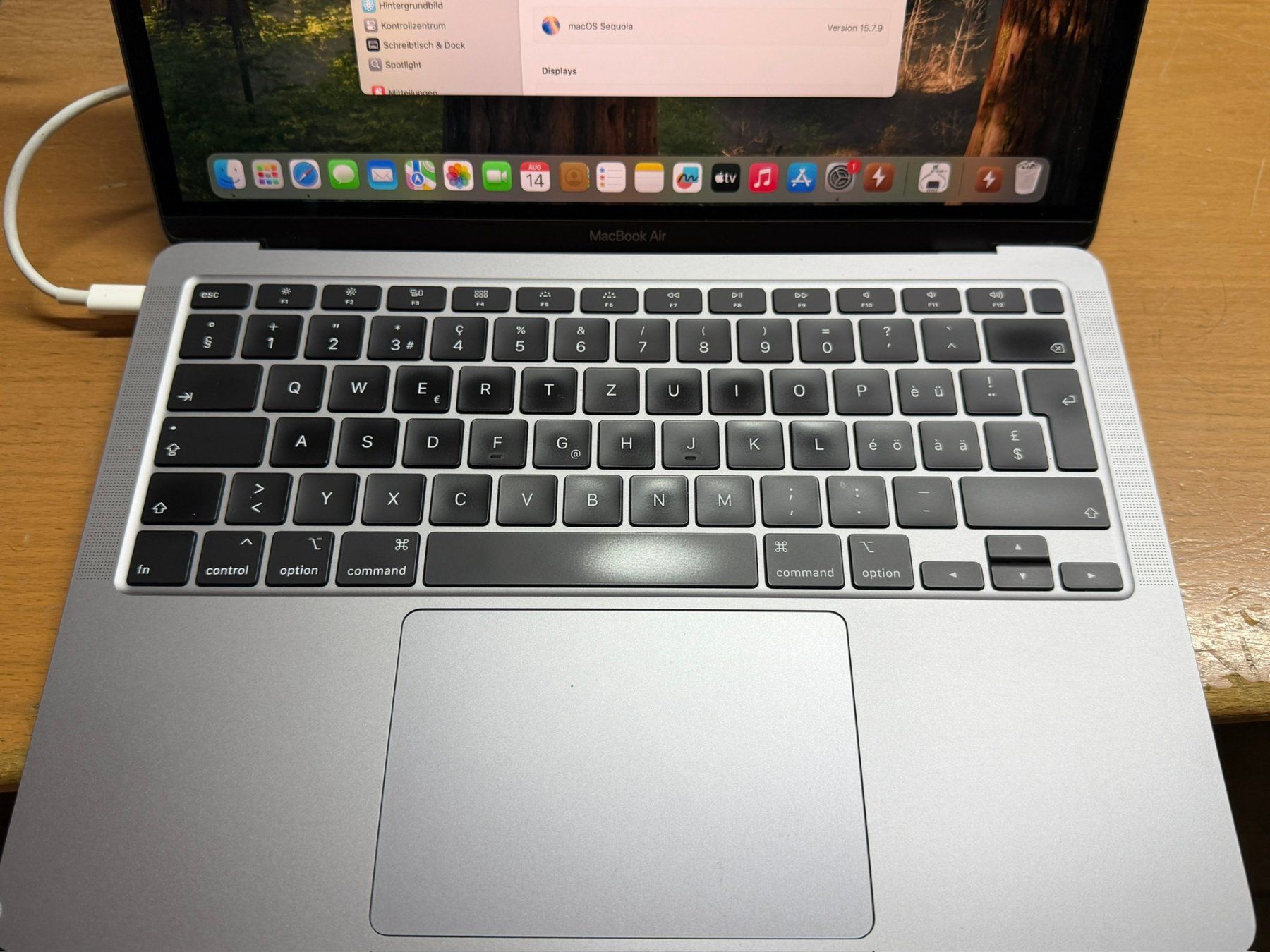 Apple Notebook: Macbook Air 2020 Model A2179 – Usato da Au SG venduto da bah_6f5w 3