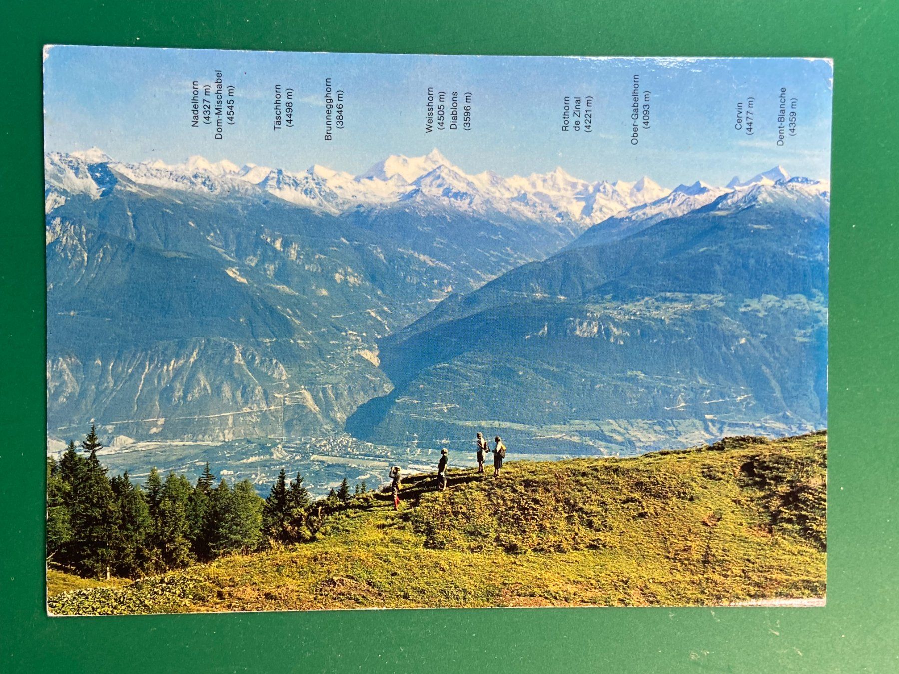 Cartes postales: Crans-Montana - Vue sur Sierre – D'occasion à Steg VS par danwer74