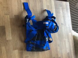 Geschirr für Training für Hund Wasserettung oder Bootfahrten