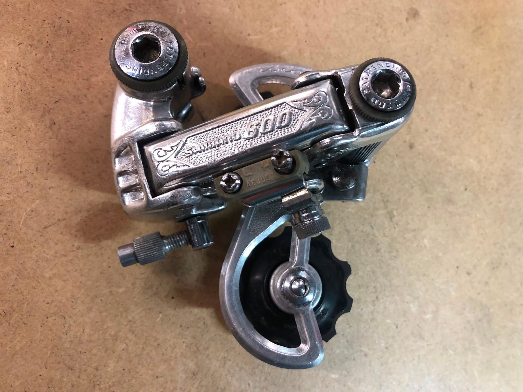 Shimano Pezzi di ricambio: Schaltwerk Shimano 600EX Arabesque RD-6200 – Usato da Zürich venduto da Pat_ina