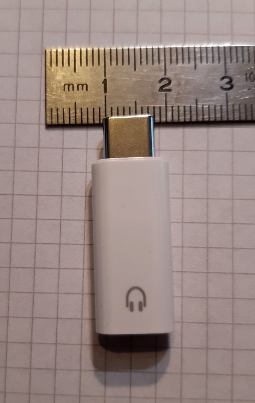 Laufwerke & Adapter: Adapter USB C  zu 3.5mm Buchse schwarz – Neu und originalverpackt aus St. Margarethen TG von Smiley-Face 3