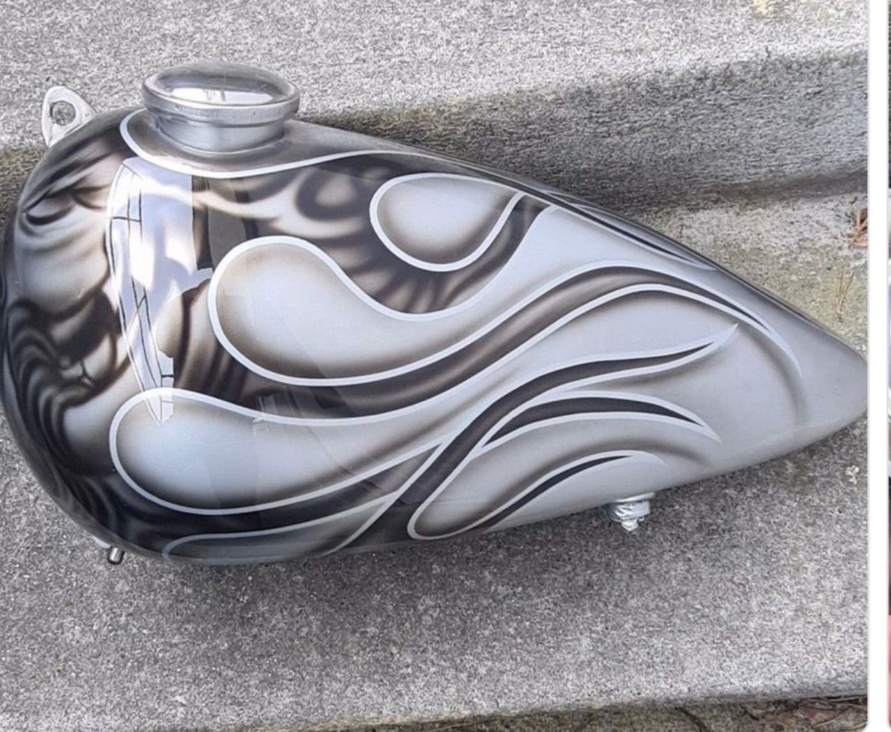 Harley-Davidson Accessori per altri veicoli: Harley Davidson Tank – Usato da Zürich venduto da Crocuda 3