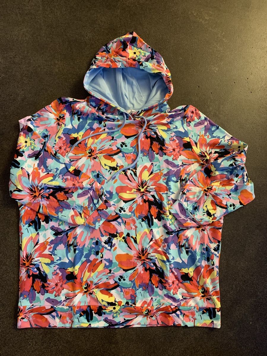 Maglioni & Felpe: Sweatshirt mit Kapuze Grösse 52 – Usato da Thun venduto da Chrabu 1