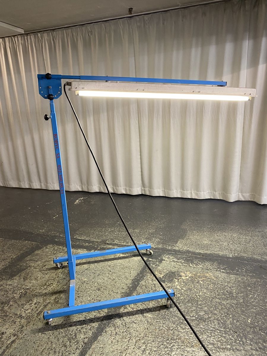 Lampade: Mobile höhenverstellbare Werkstattlampe – Usato da Hägglingen venduto da Karin0802 1