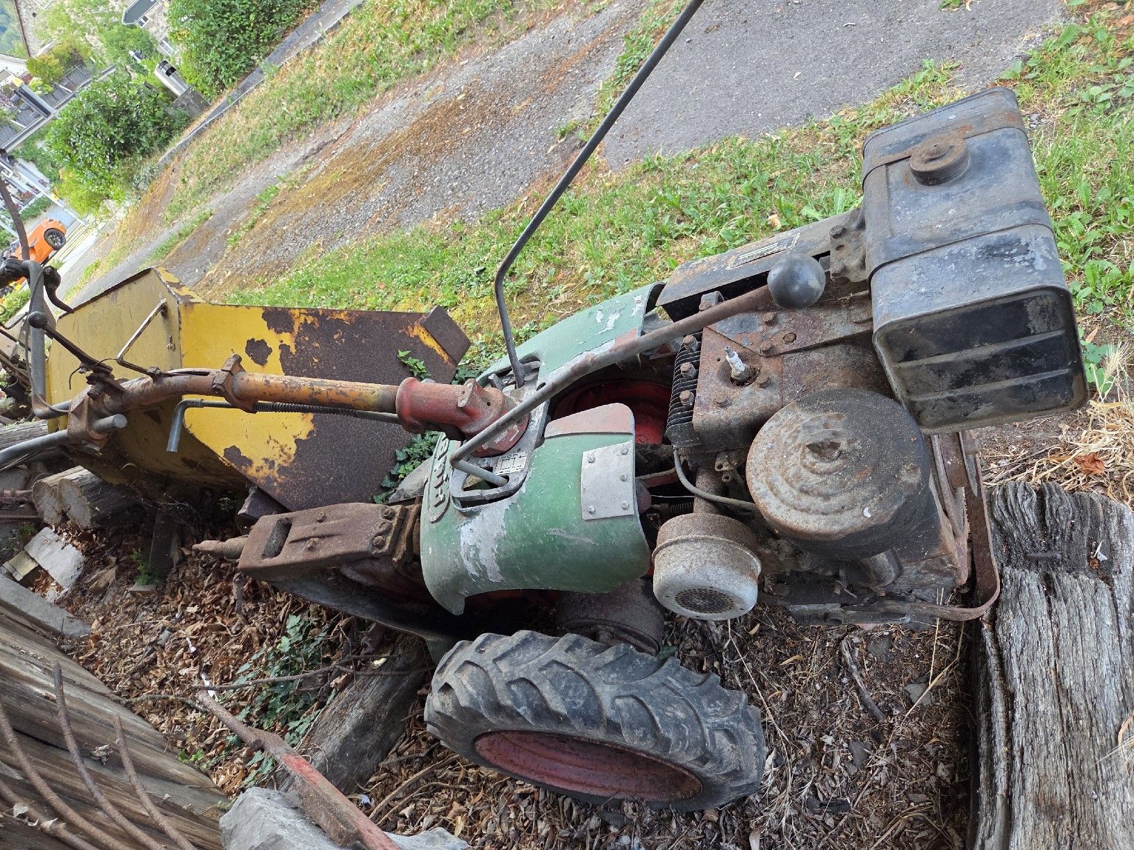 Rapid Alle Maschinen: Motormäher – Defekt aus Weiningen ZH von endu47