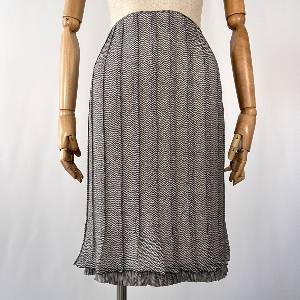 Akris Gonne: AKRIS Silk Skirt – Nuovo (secondo la descrizione) da Freienbach venduto da Avviivva_Shop 1