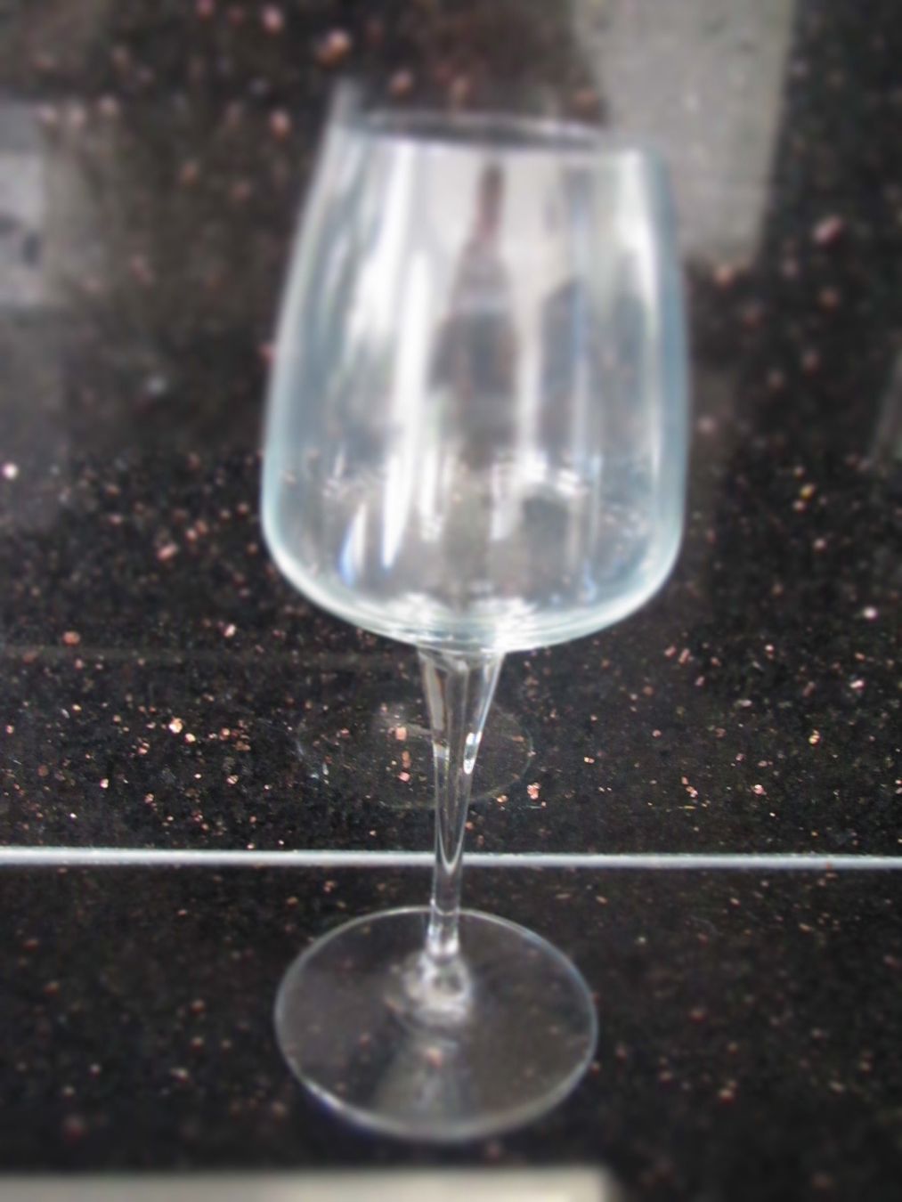 Gläser: 4 VERRES A VIN EN CRISTAL NEUF – Neu und originalverpackt aus Murten von Selliot 4