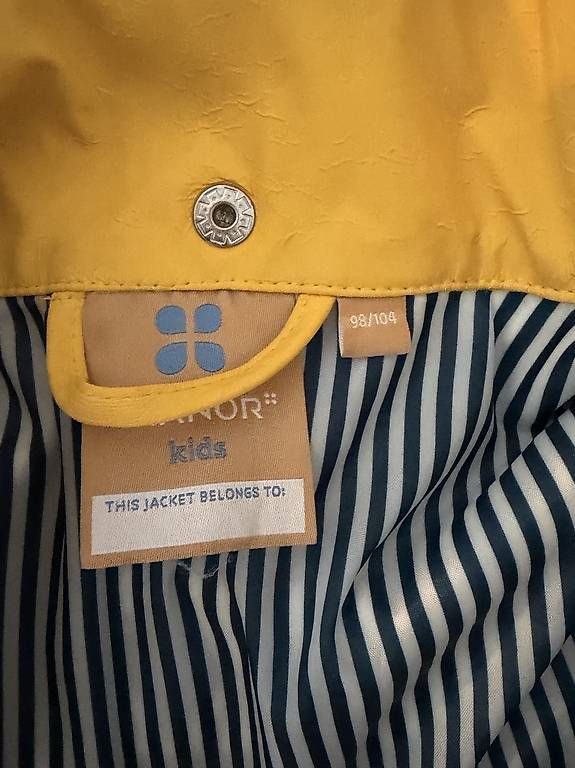 Jacken & Mäntel: Regenjacke 98/104 – Gebraucht aus Luzern von cam_f7qx 4