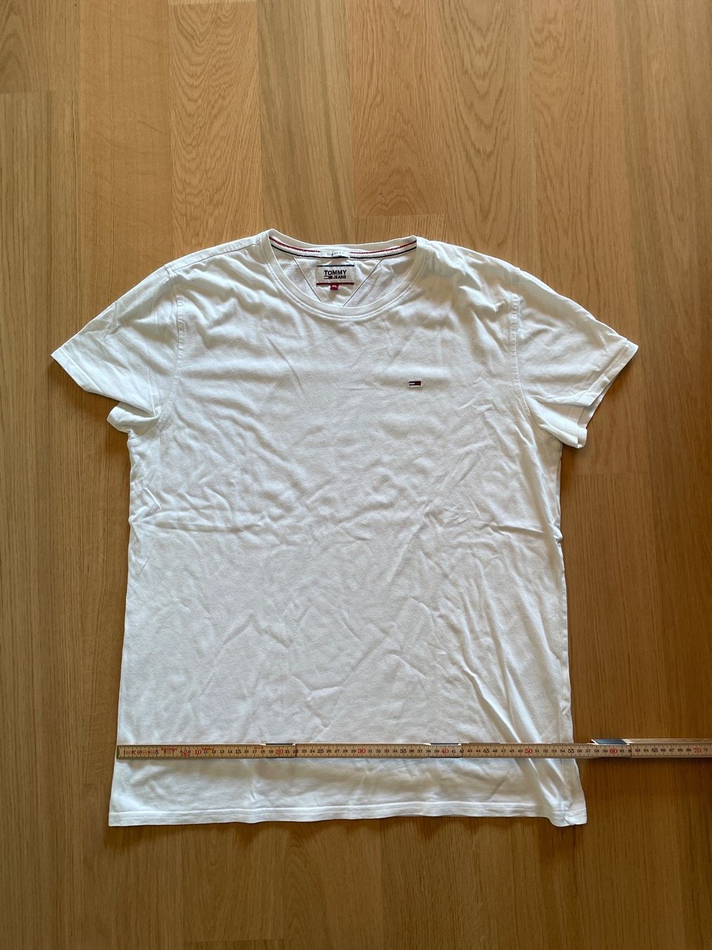 Tommy Hilfiger T-shirt: Tshirt Tommy Hilfiger XL Regular Fit – Usato da Basel venduto da pilzliii 1