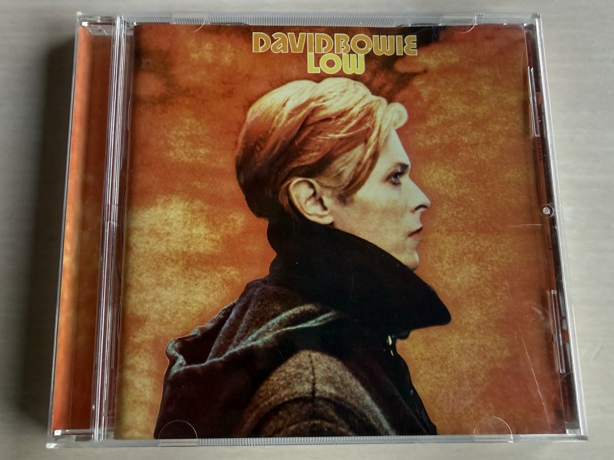 CD: David Bowie LOW CD  – Usato da Oberried Brienz venduto da Chyara