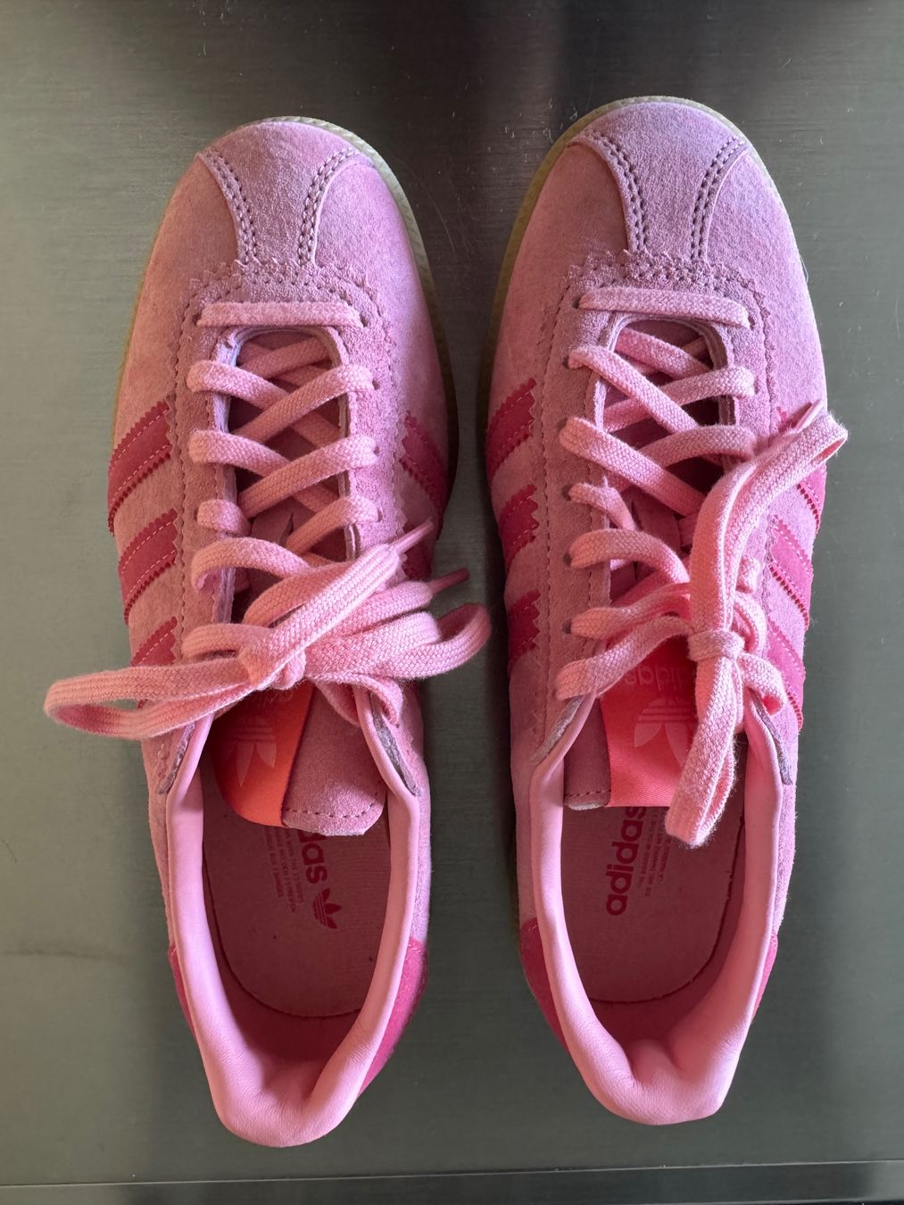 Adidas Damenschuhe: Adidas Bermuda Sneaker – Neu (gemäss Beschreibung) aus Zürich von sinaxnoemi 1