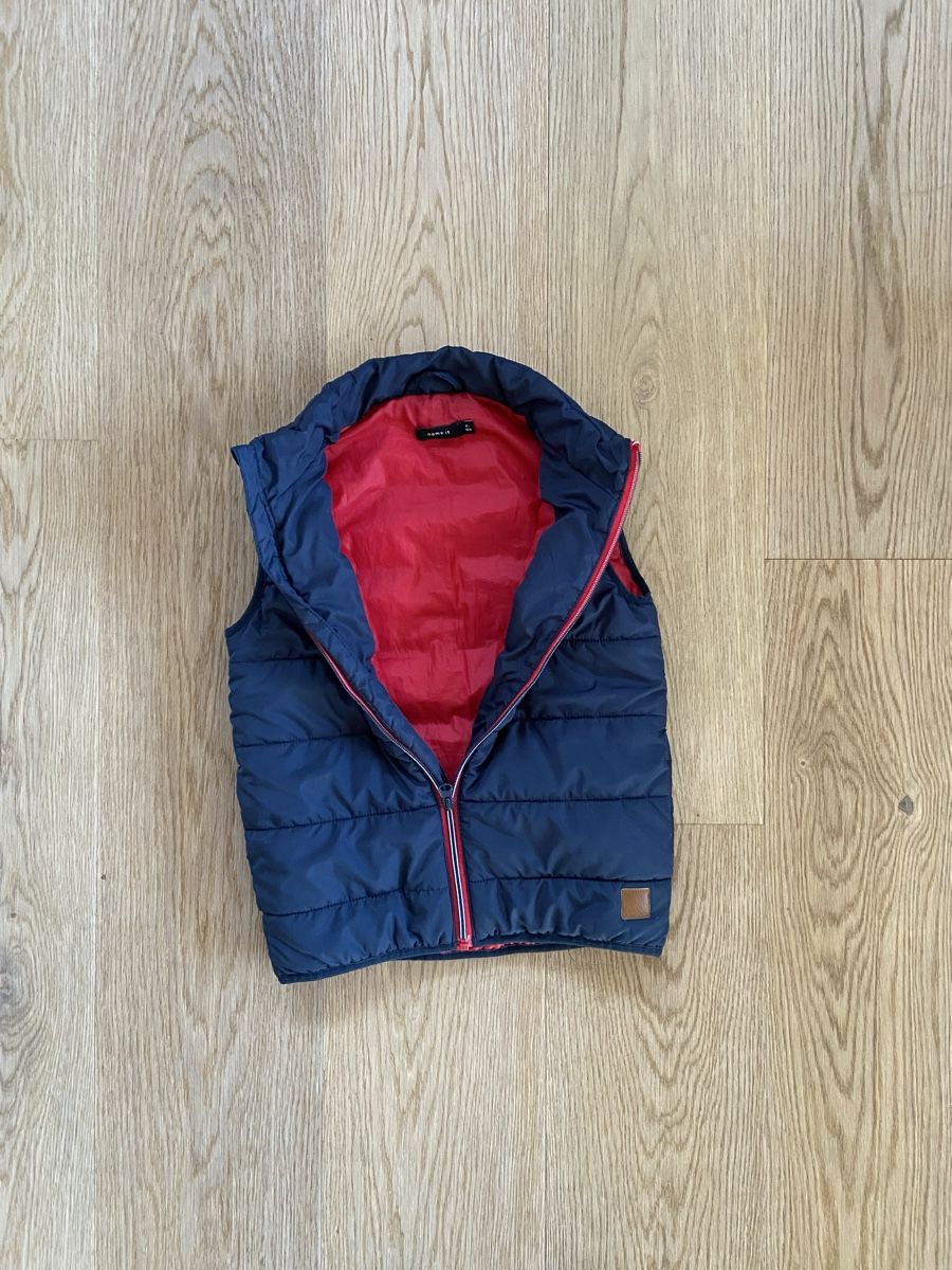 Sonstige Jungenkleidung: Gilet Gr. 128 – Gebraucht aus Lützelflüh-Goldb von N.H. 3