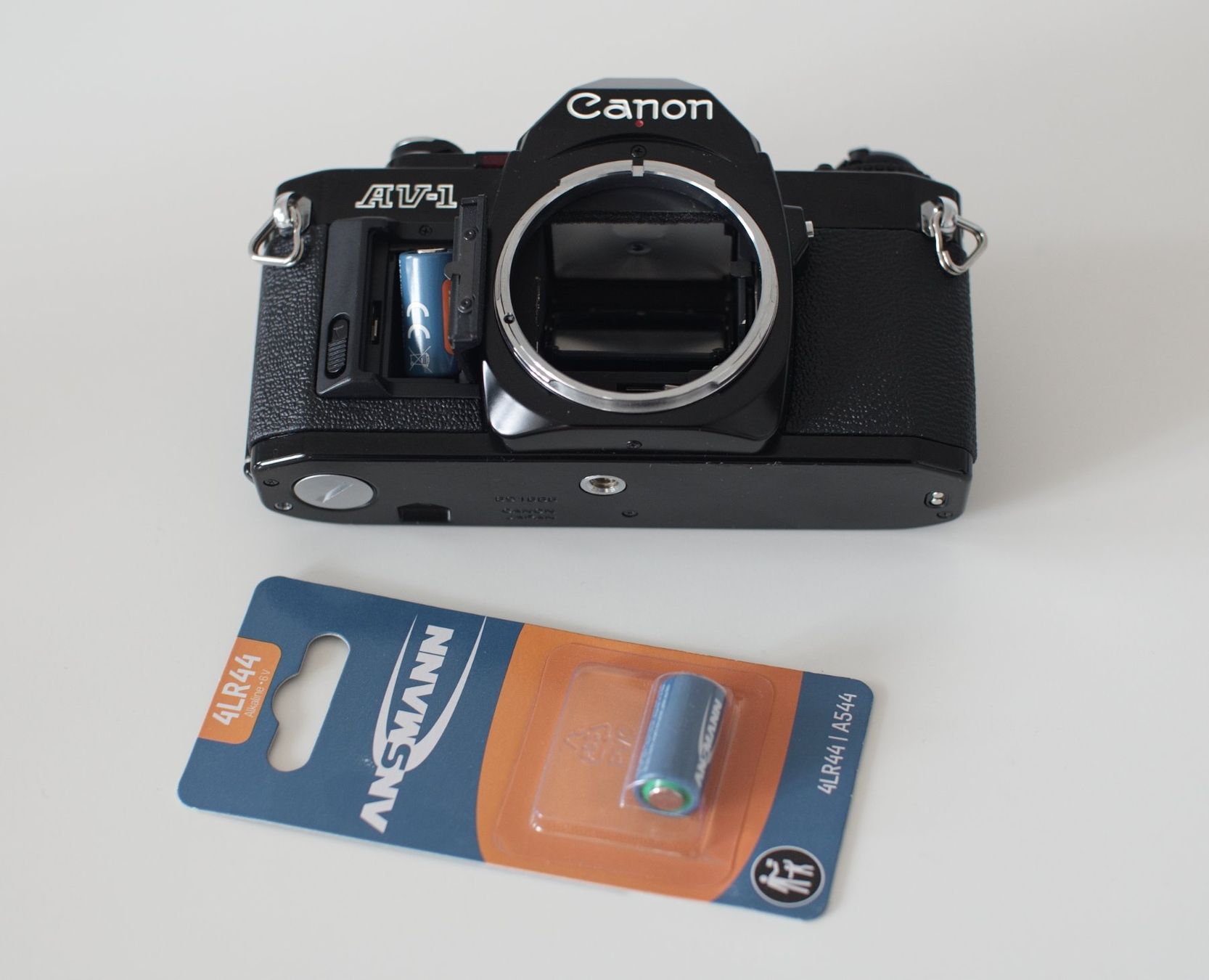 Canon Fotocamera: Canon AV-1 FD – Usato da Montreux venduto da avm_8ngm 2