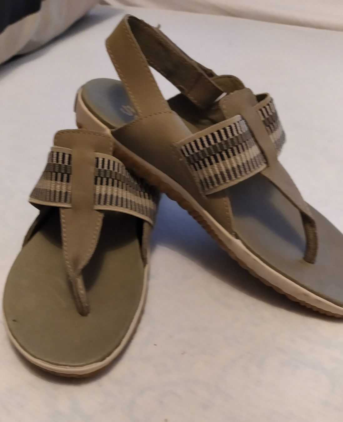 Sorel Scarpe da donna: SOREL Sandaletten/tongues Gr. 36 – Nuovo (secondo la descrizione) da Chezard St-Martin venduto da Loucail 5