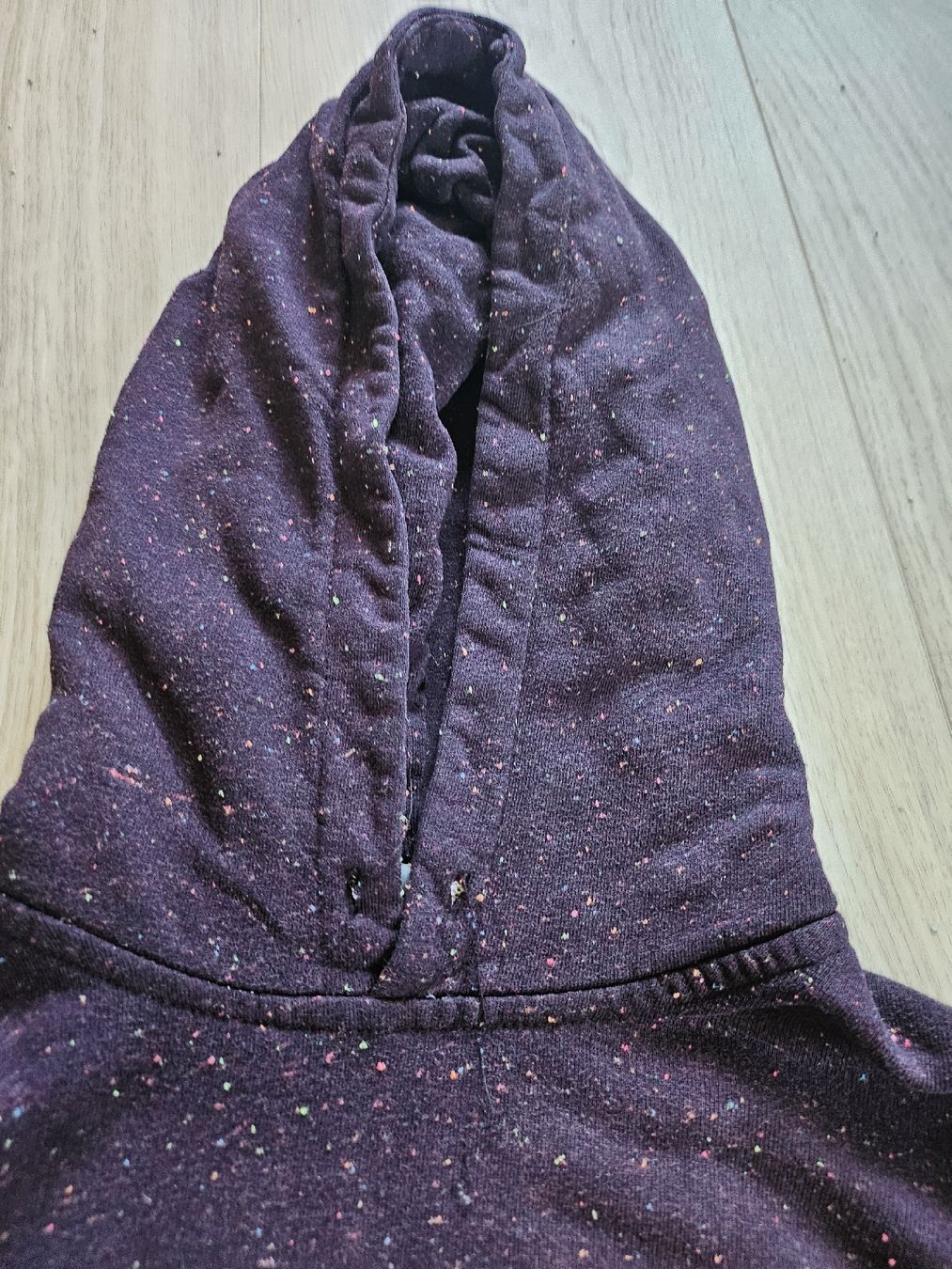 Carhartt Maglioni & Felpe: Sweat à capuche Carhartt, taille M, violet – Usato da La Joux FR venduto da car_ck96 2