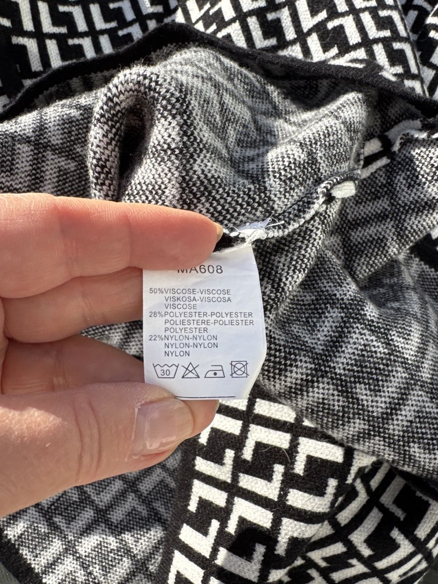 Maglioni & Felpe: Pullover Neu (1 Size) – Nuovo (secondo la descrizione) da Vezia venduto da sidu03 6