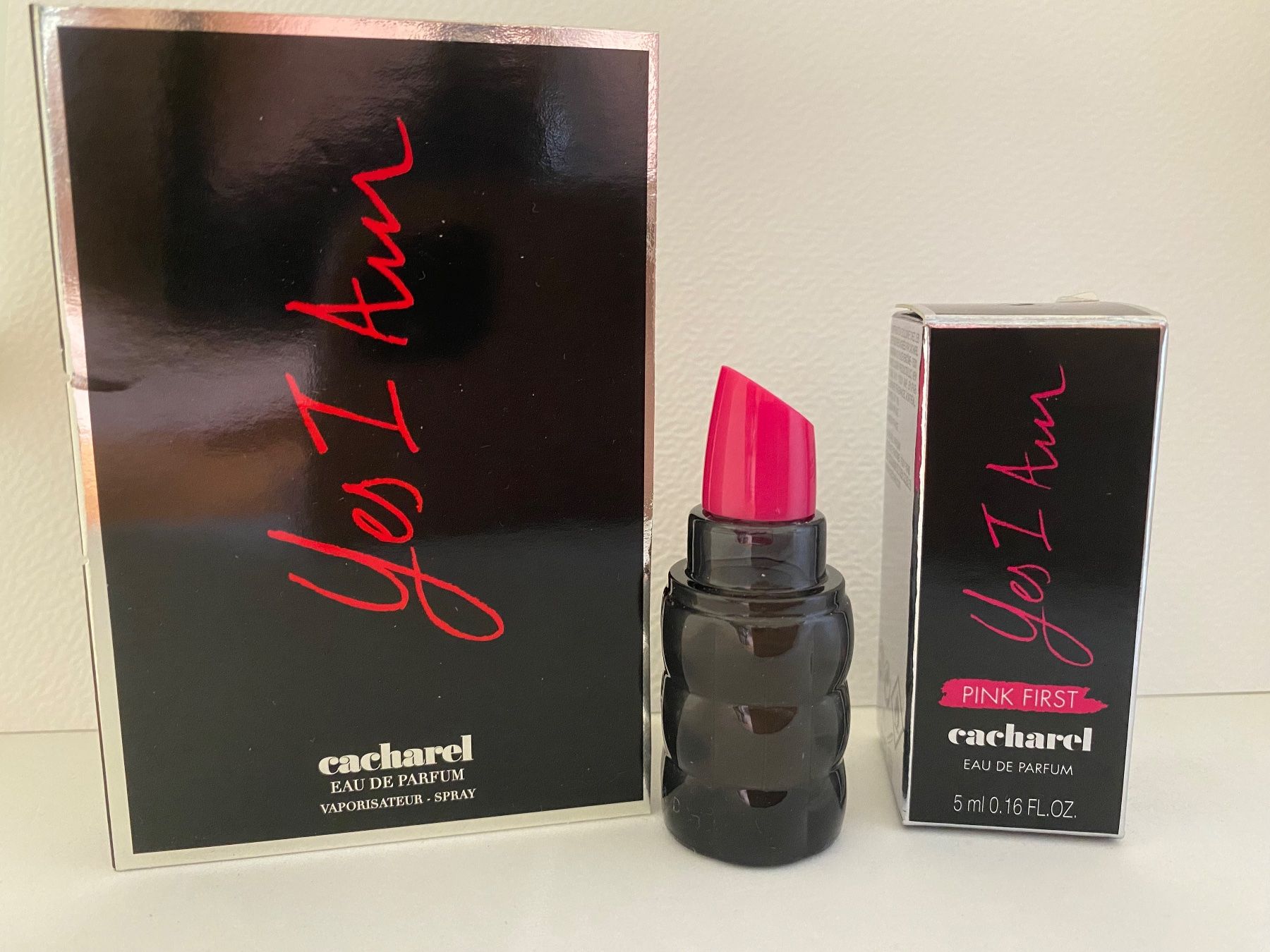 Cacharel Profumi & Eau de Toilette: Miniatures Yes I Am de Cacharel – Nuovo e nell'imballaggio originale da Bouveret venduto da wes_7zll