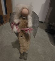 Winterlicher Deko-Engel aus Holz, handgemacht, neu!