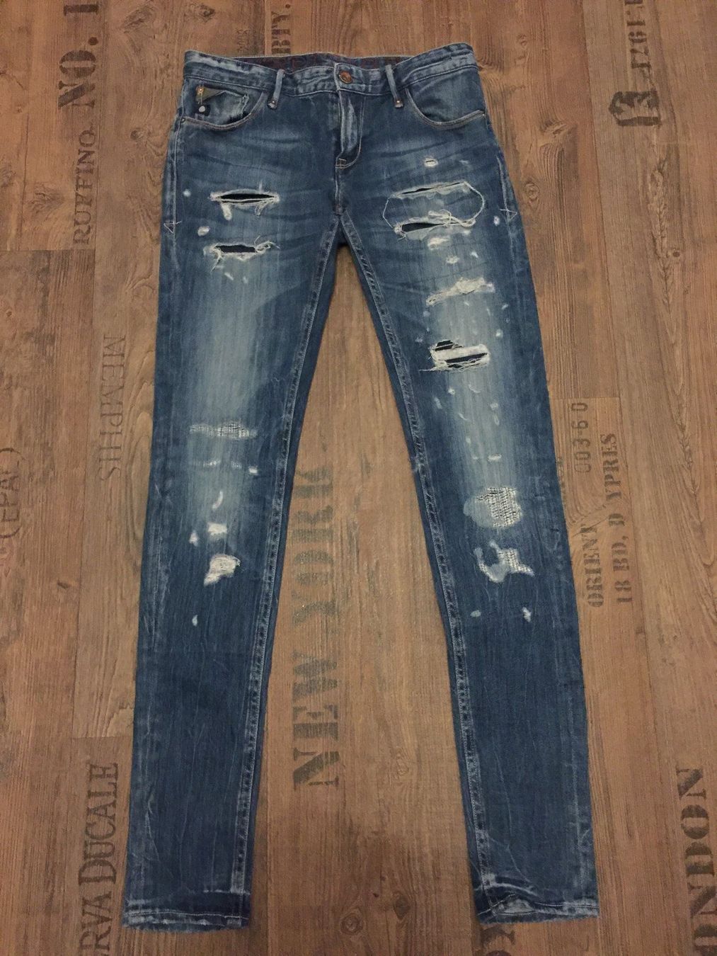Le Temps Des Cerises Jeans: Jeans LE TEMPS DES CERISES taille 25 – Usato da Cossonay-ville venduto da Super-Price-Quality