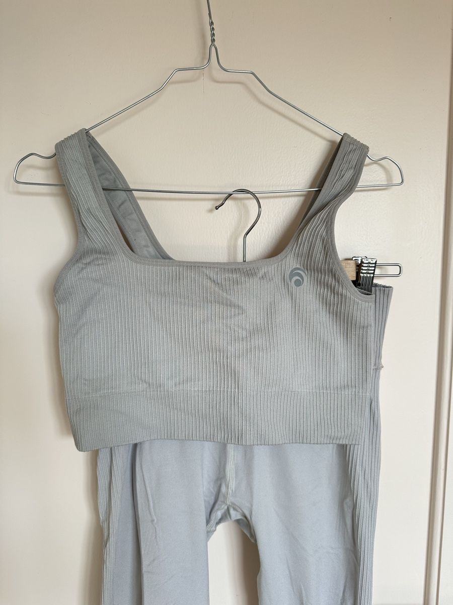 Oceansapart Lotti di vestiti: Ocean’s Apart sport set  – Usato da Orvin venduto da mboder 1