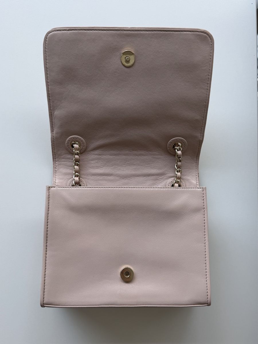 Tory Burch Sacs femmes: Hellrosa Tory Burch Handtasche – D'occasion à Zürich par annisakon 2