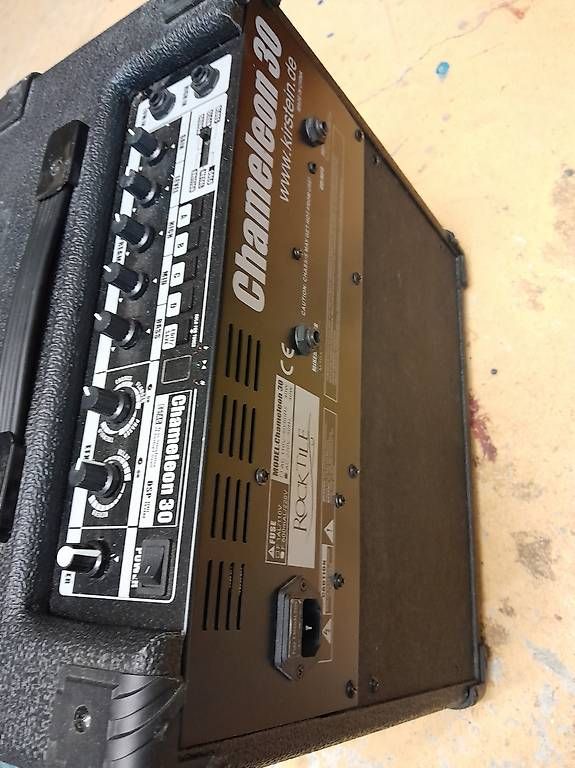 Amplificatori: Amp guitar Chamaleon 30 – Usato da Lausanne venduto da EdwinBOSU 2